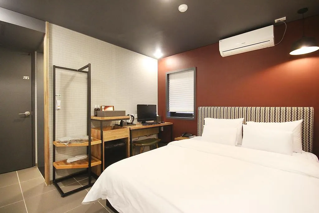 Hotel Gray
