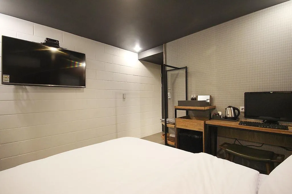 Hotel Gray