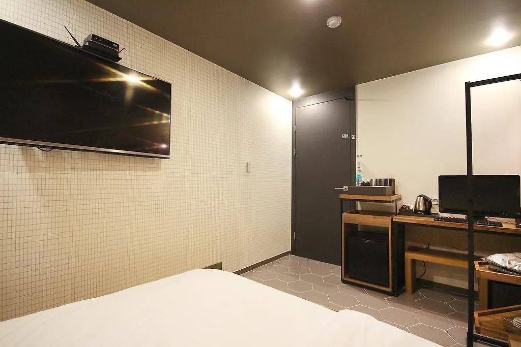 Hotel Gray