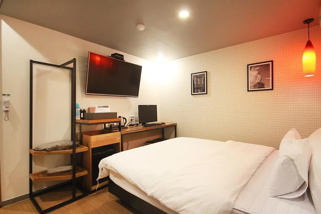 Hotel Gray
