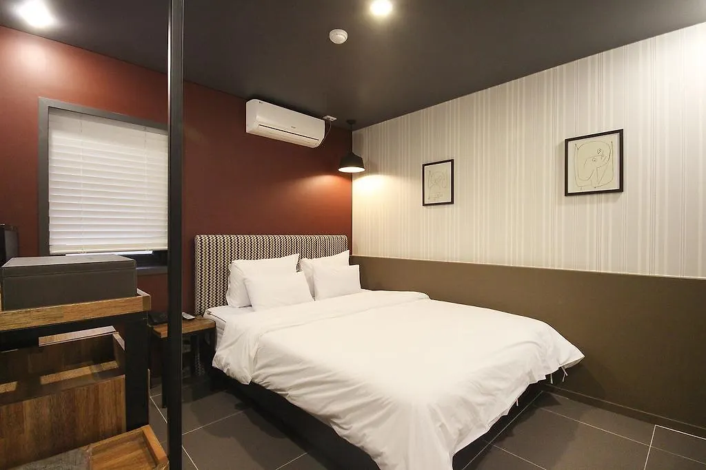 Hotel Gray 2*, Busan