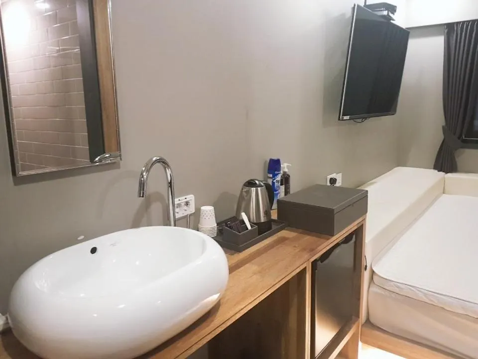 Hotel Gray
